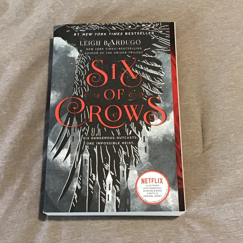 Six of Crows by Leigh Bardugo - Black & Red Hardcover/Trade Paperback